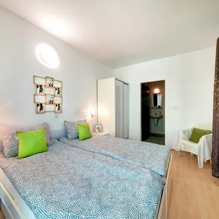 Fresh Studio Clara Appartement *